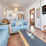 Дом отдыха Lava And Sea - Private Pool, Bbq And Amazing Sea Views By Lanzarote Коста Бланка