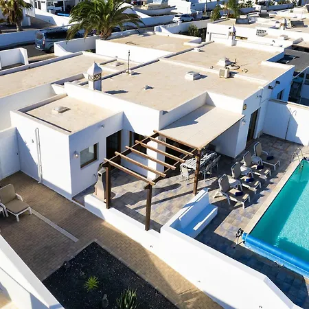 Lava And Sea- Private Pool, Amazing Sea Views Ferienhaus Playa Blanca (Lanzarote)
