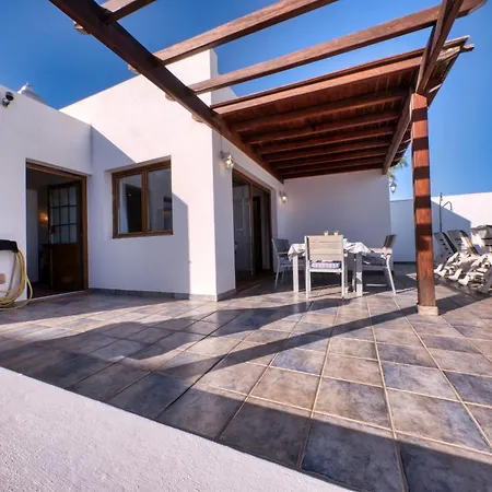 Lava And Sea - Private Pool, Bbq And Amazing Sea Views By Lanzarote * Playa Blanca (Lanzarote)